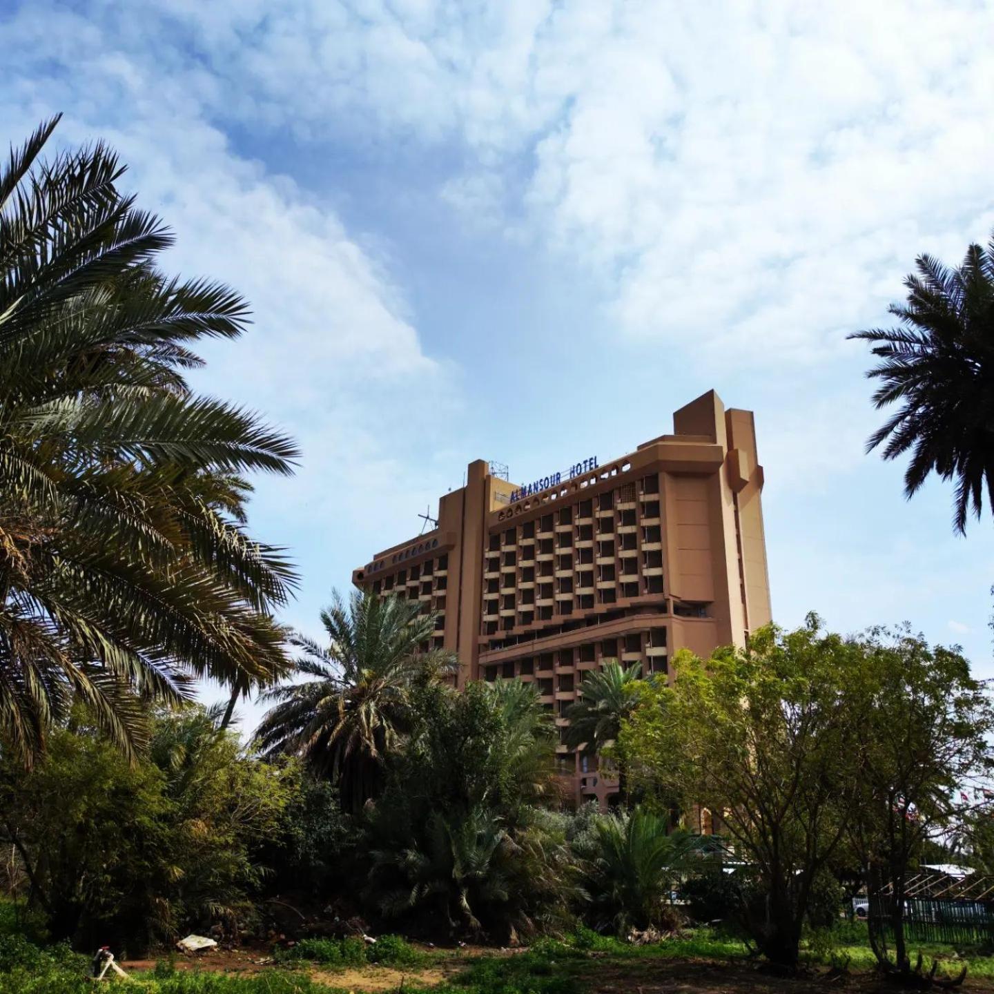 Almansour Hotel Baghdad Exterior photo